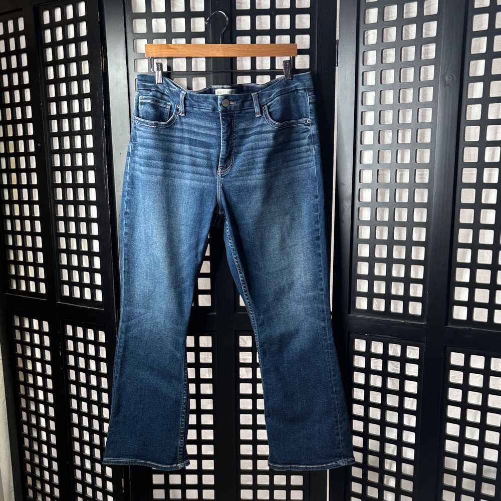 BKE Women's Boot Cut Jeans in Dark Blue Wash